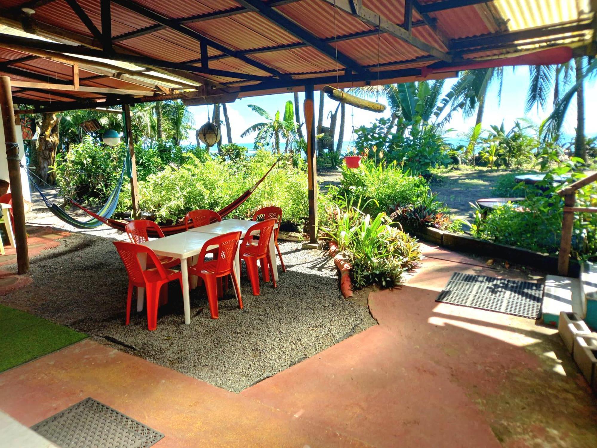 Tortuguero Adventures Beach House Екстериор снимка